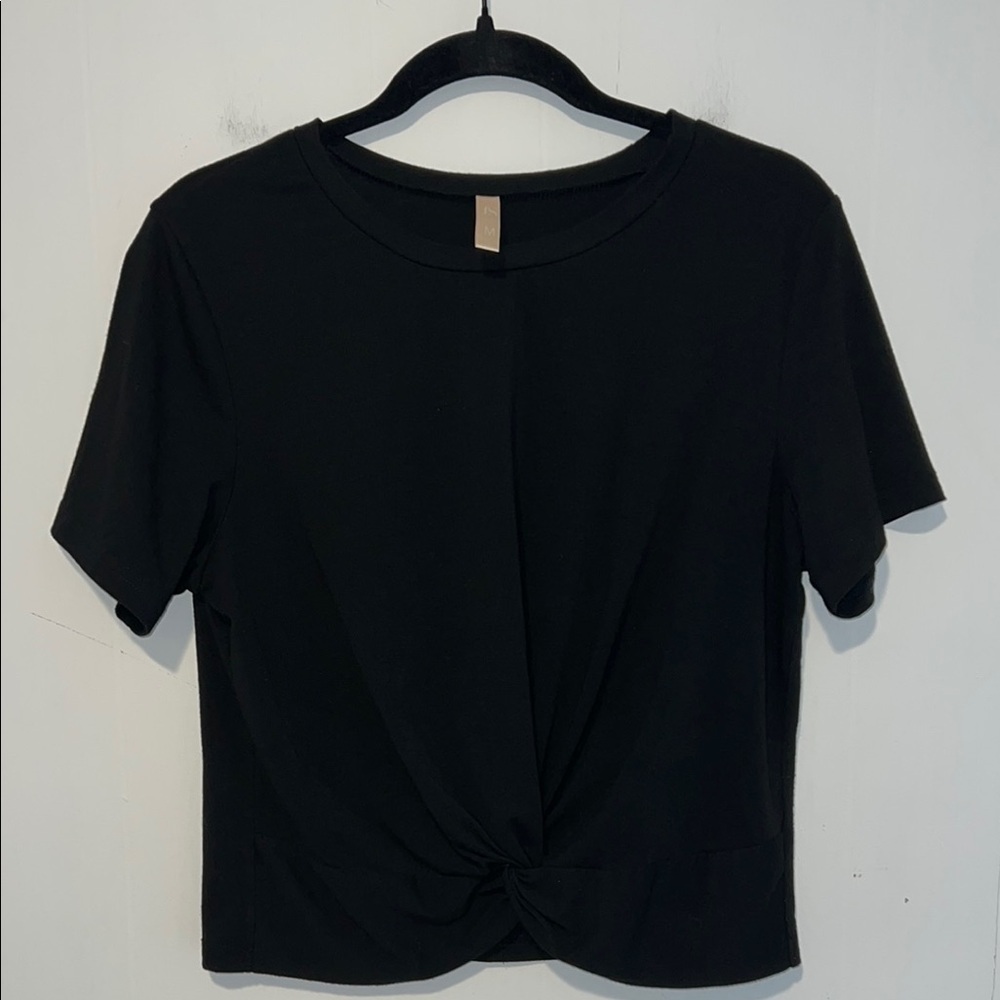 Jinkesi Women’s Casual Black Short Sleeve Crop Top With A Twist T12*